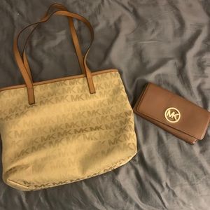 Michael kors purse and wallet